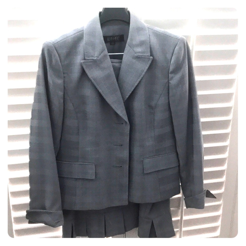 Kasper business suit 12P. 2 piece